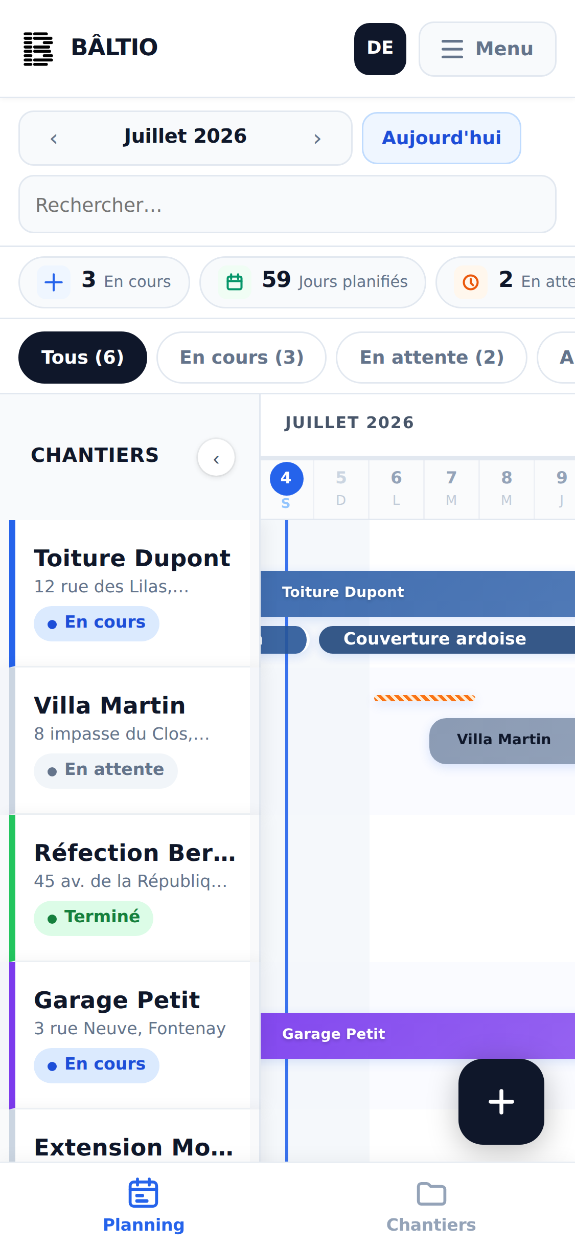 Planning Bâltio sur téléphone, avec les chantiers de la semaine et le jour actuel repéré.